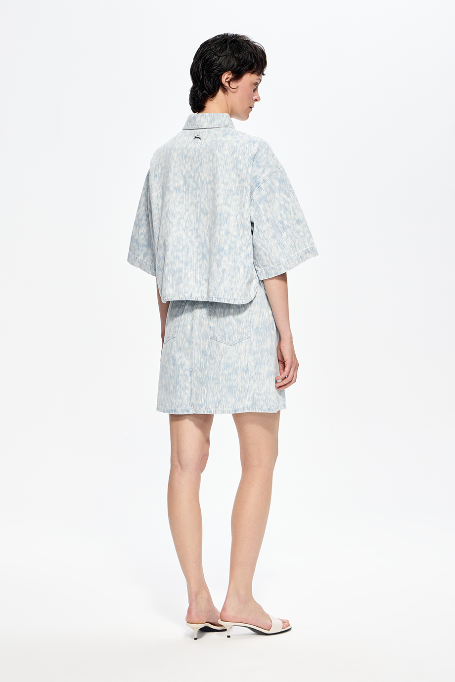 Рубашка джинсовая