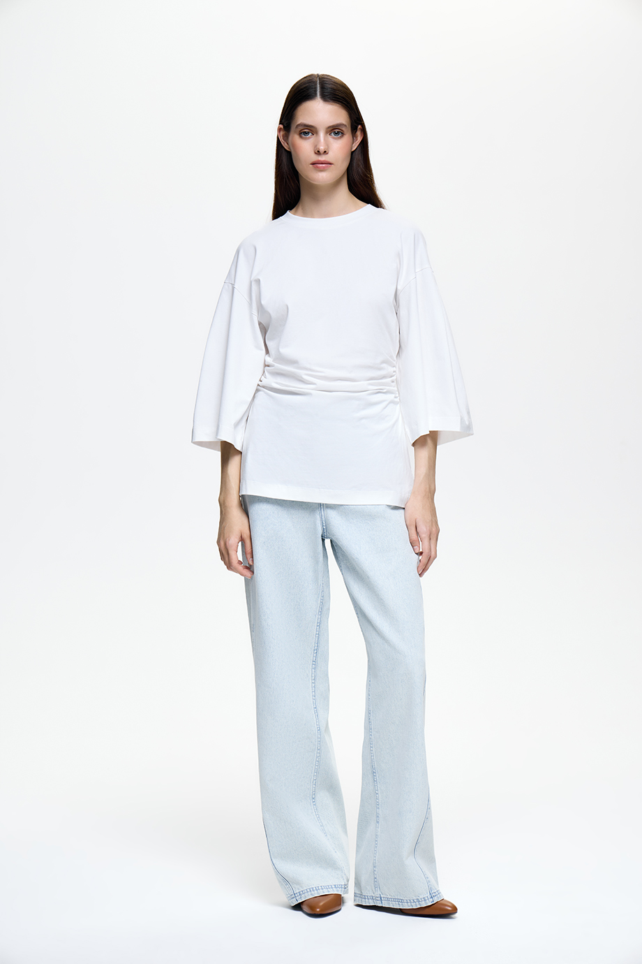 Футболка приталенная