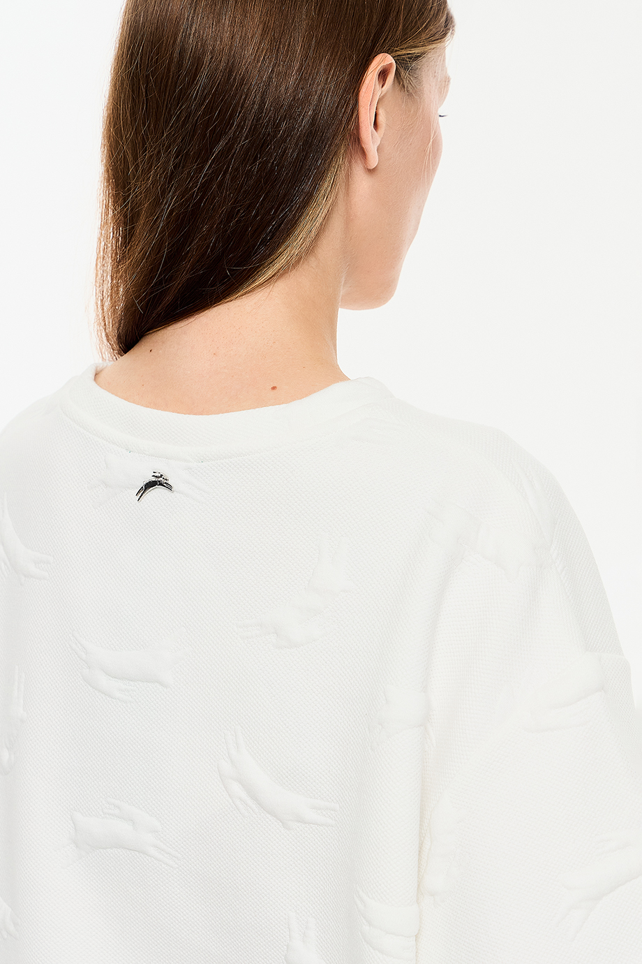 Свитшот с объемным лого-паттерном