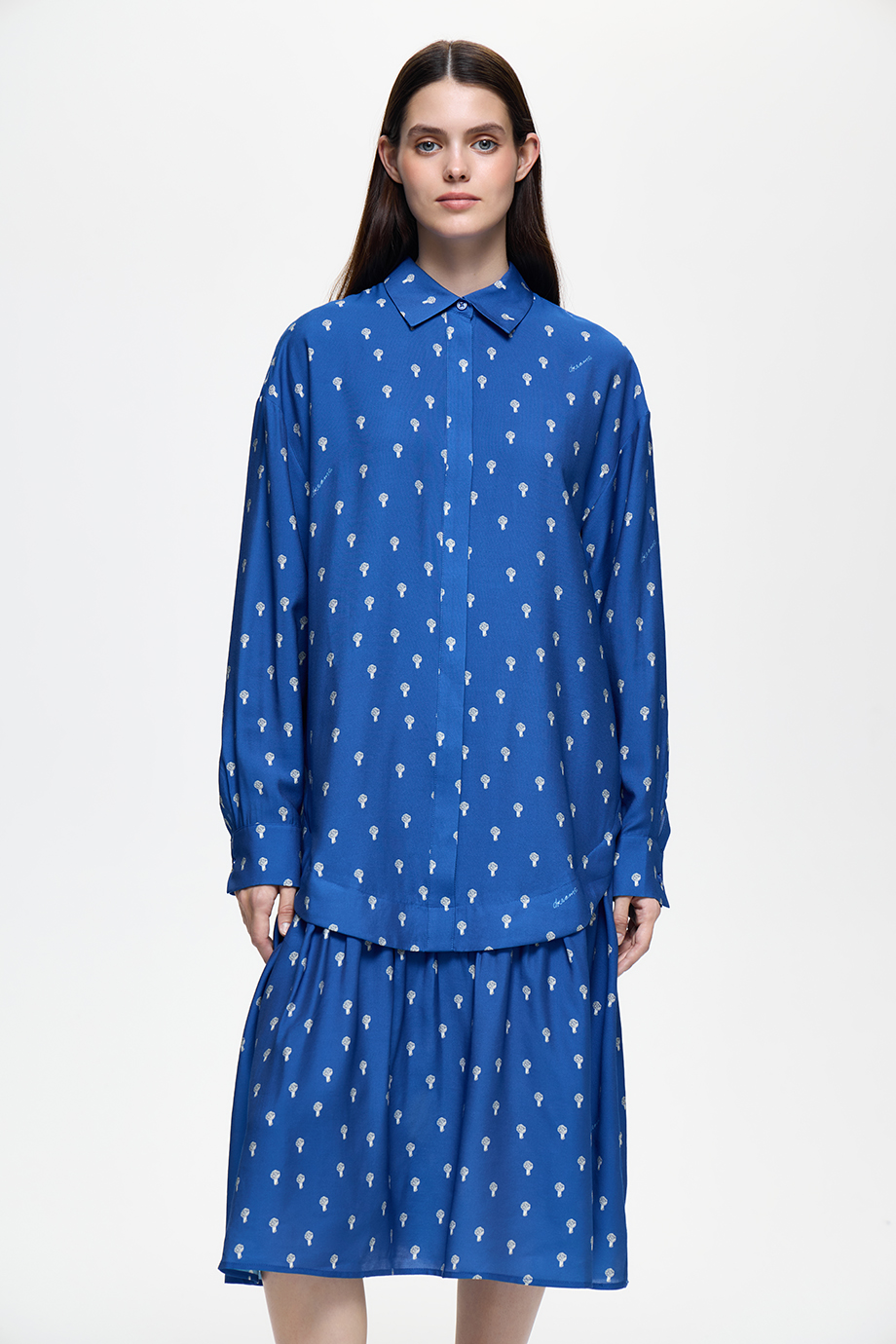 Платье-рубашка с принтом