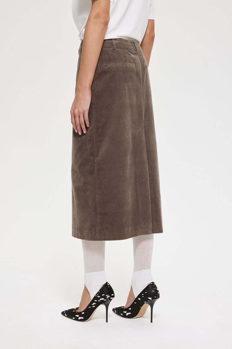 Юбка-карандаш из вельвета