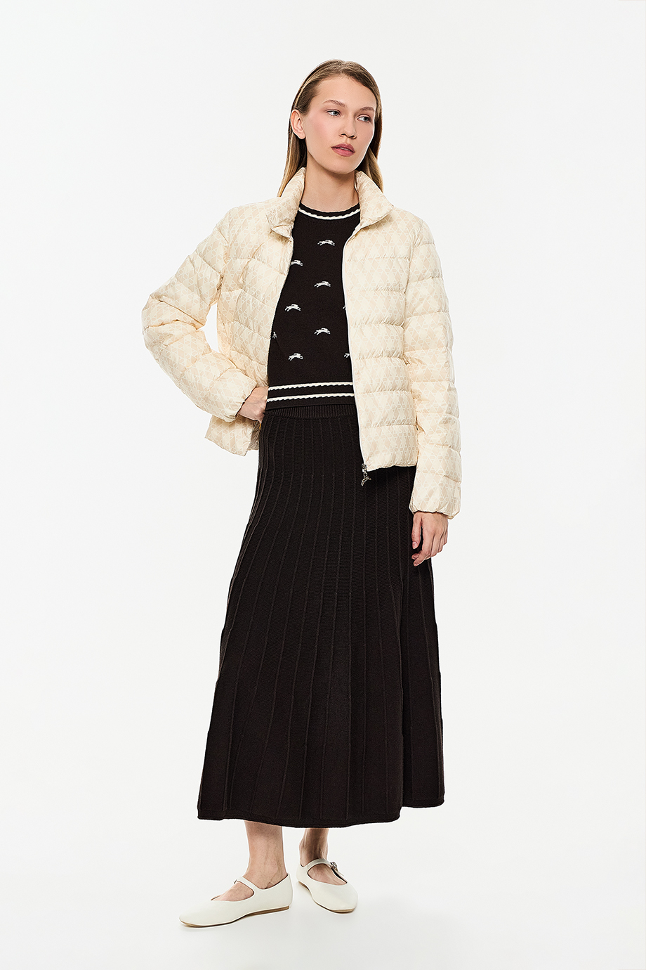 Пуховик легкий с принтом