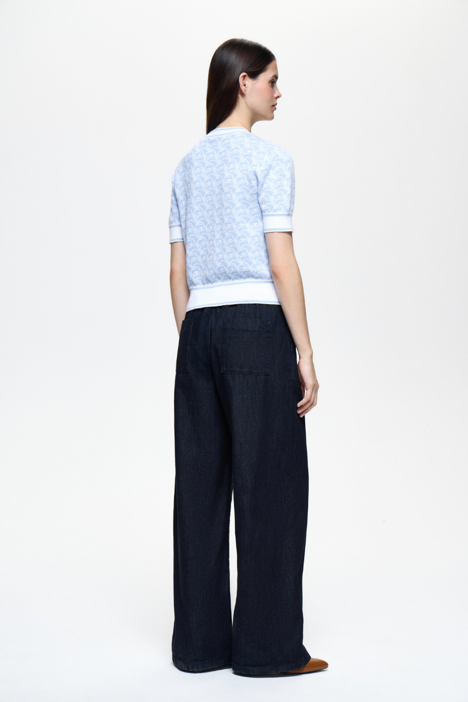 Джемпер с лого-узором