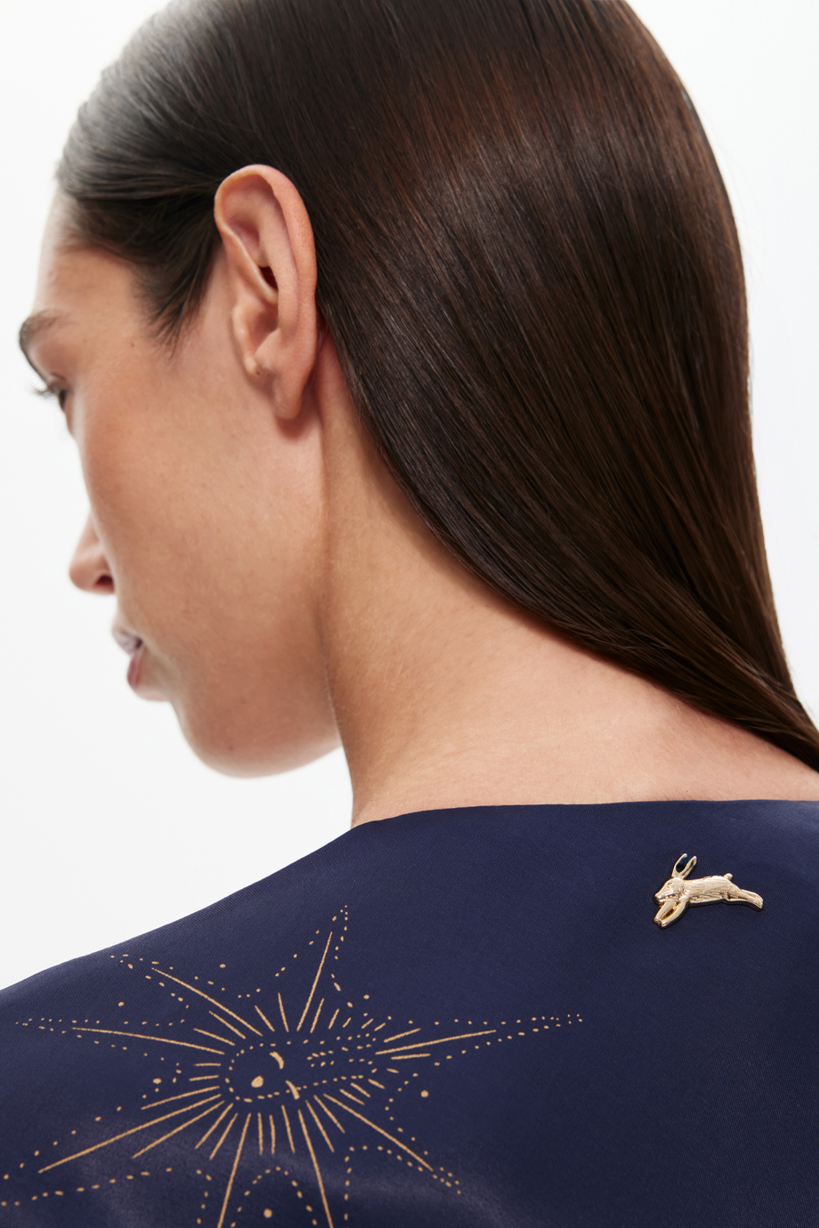 Атласное платье