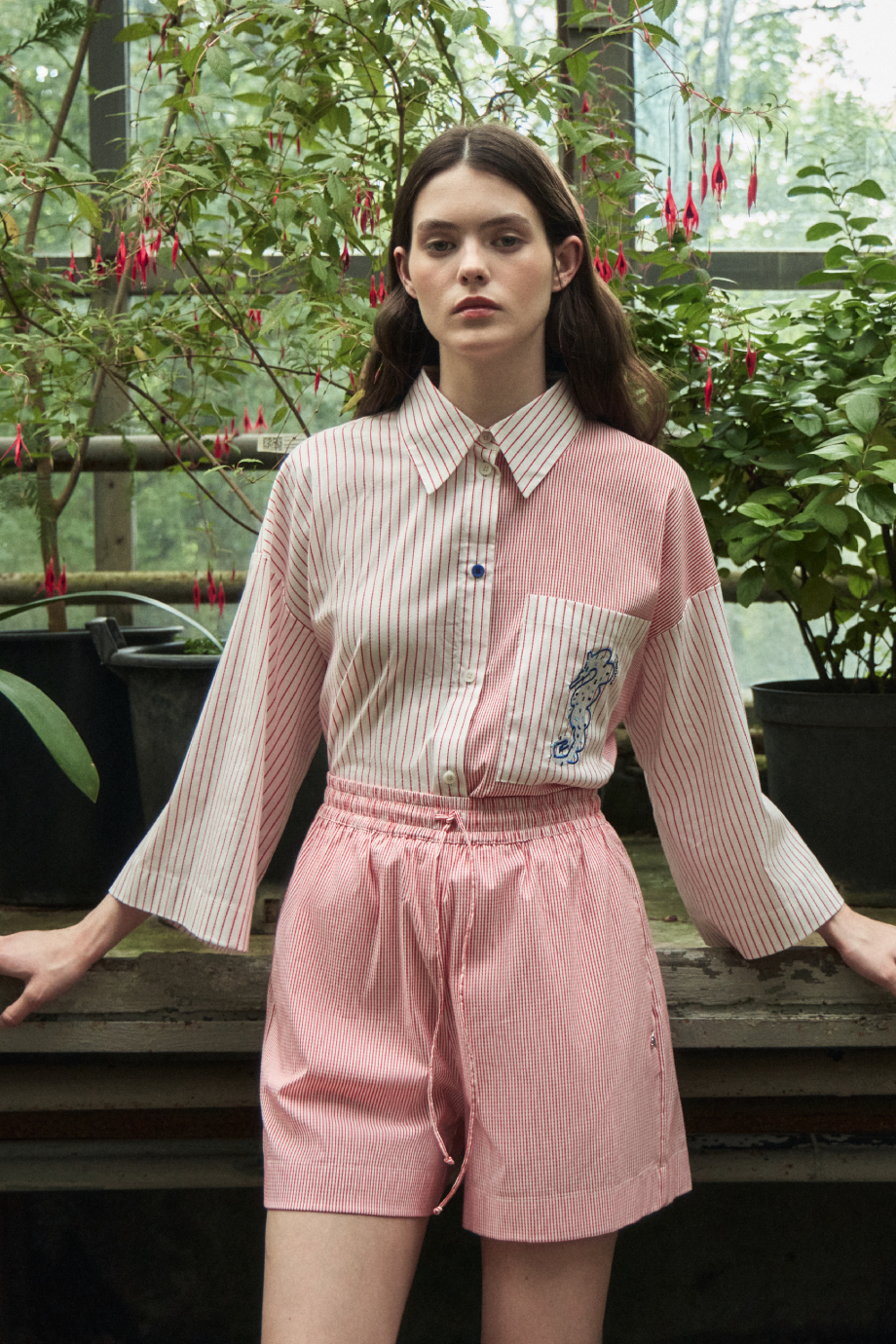 Блузка свободная с вышивкой Блузка свободная с вышивкой