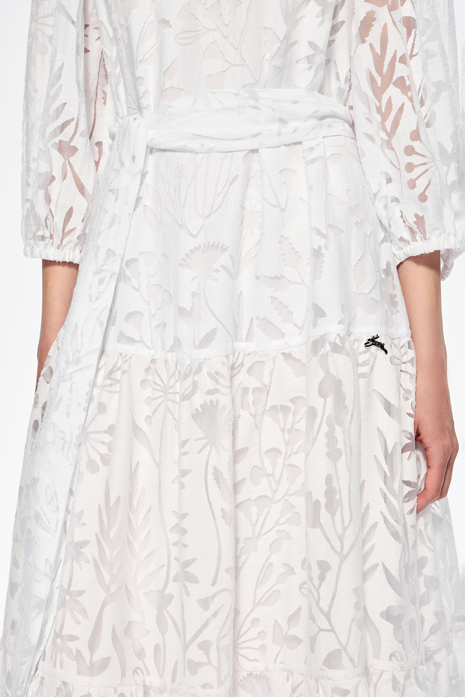 Платье из деворе