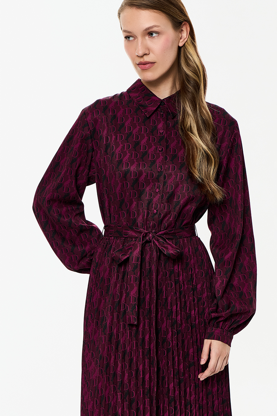 Платье-миди