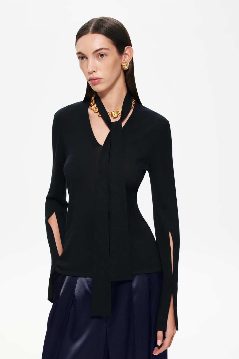 Джемпер из тонкой шерсти с бантом Джемпер из тонкой шерсти с бантом