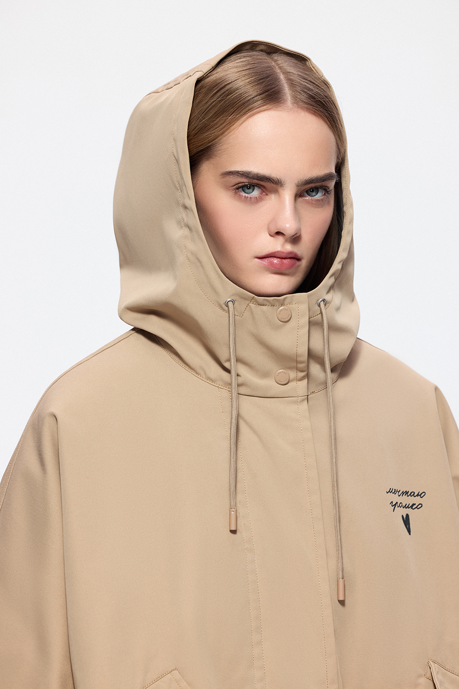 Парка-трансформер с принтом