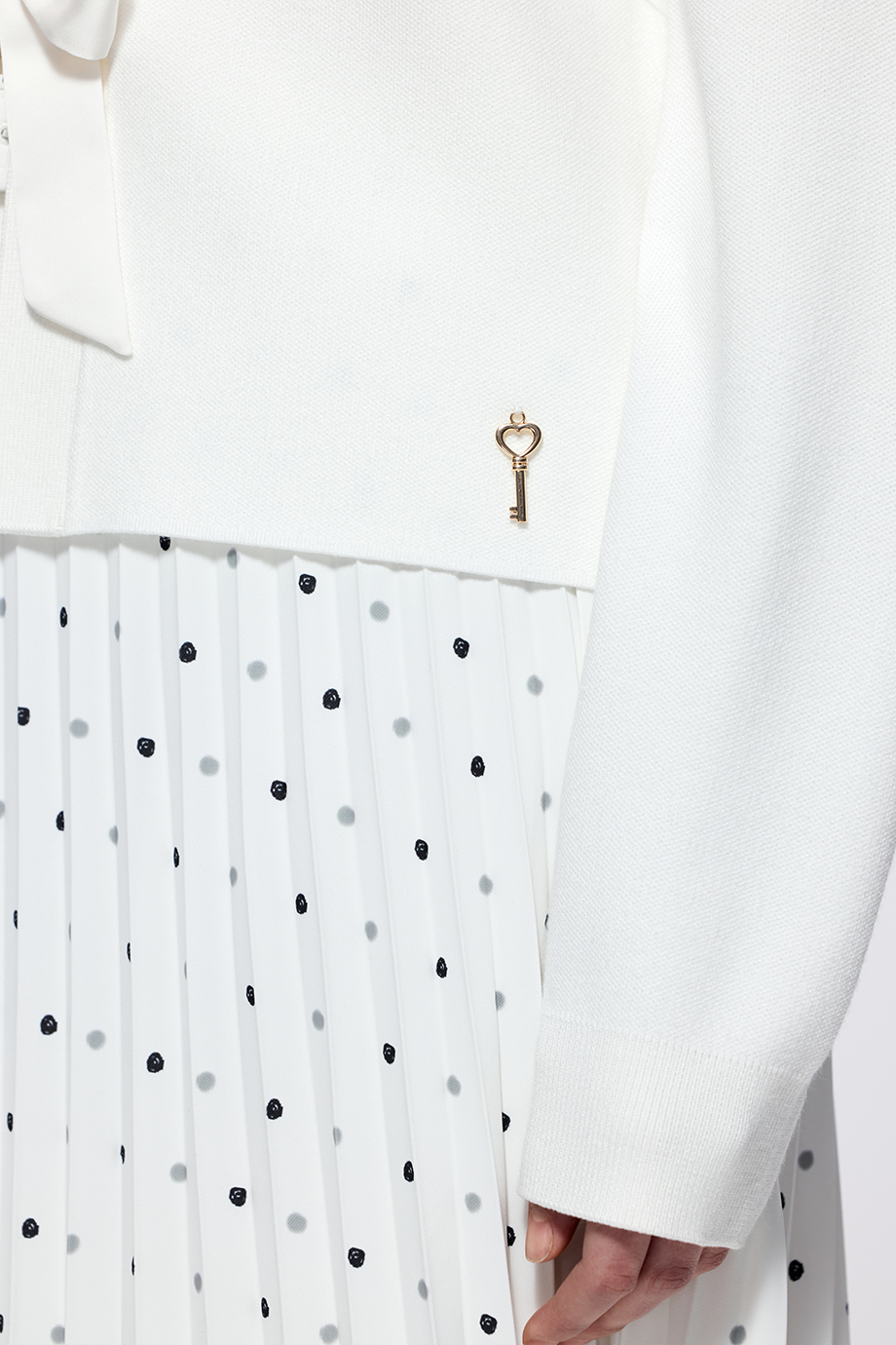 Кардиган с бантами-завязками