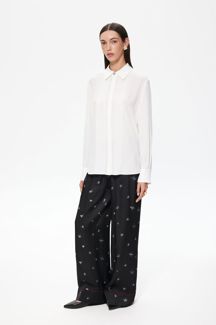 Блузка с защипами