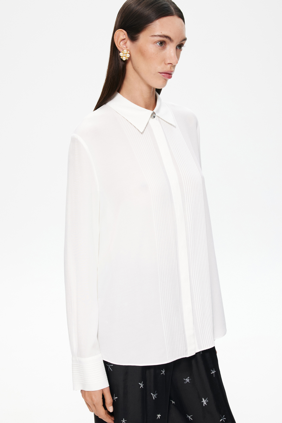 Блузка с защипами