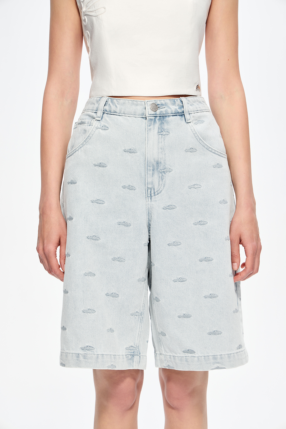 Шорты джинсовые с вышивкой