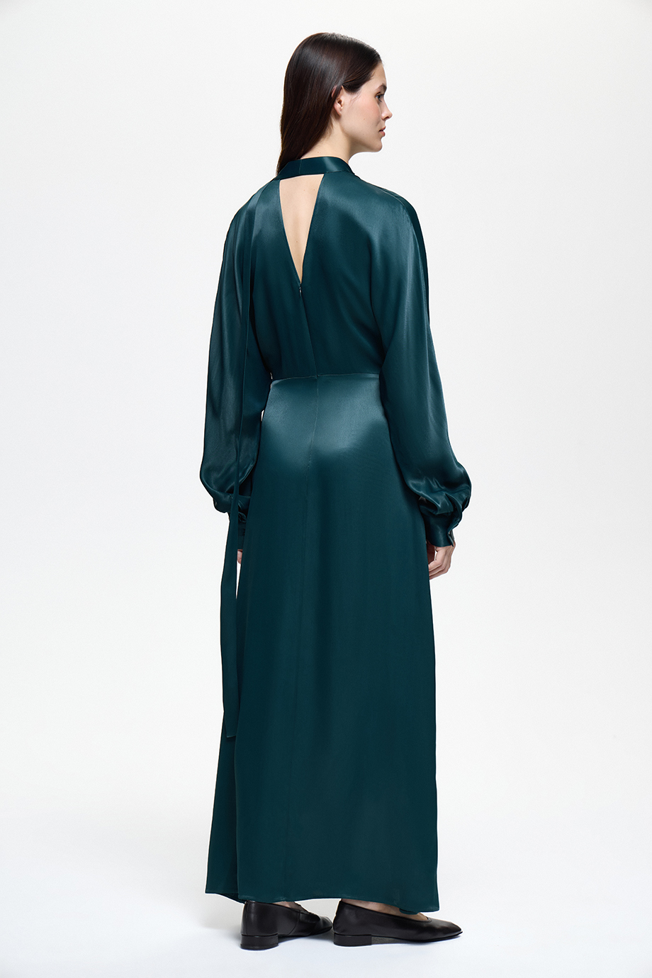 Платье из сатина с бантом