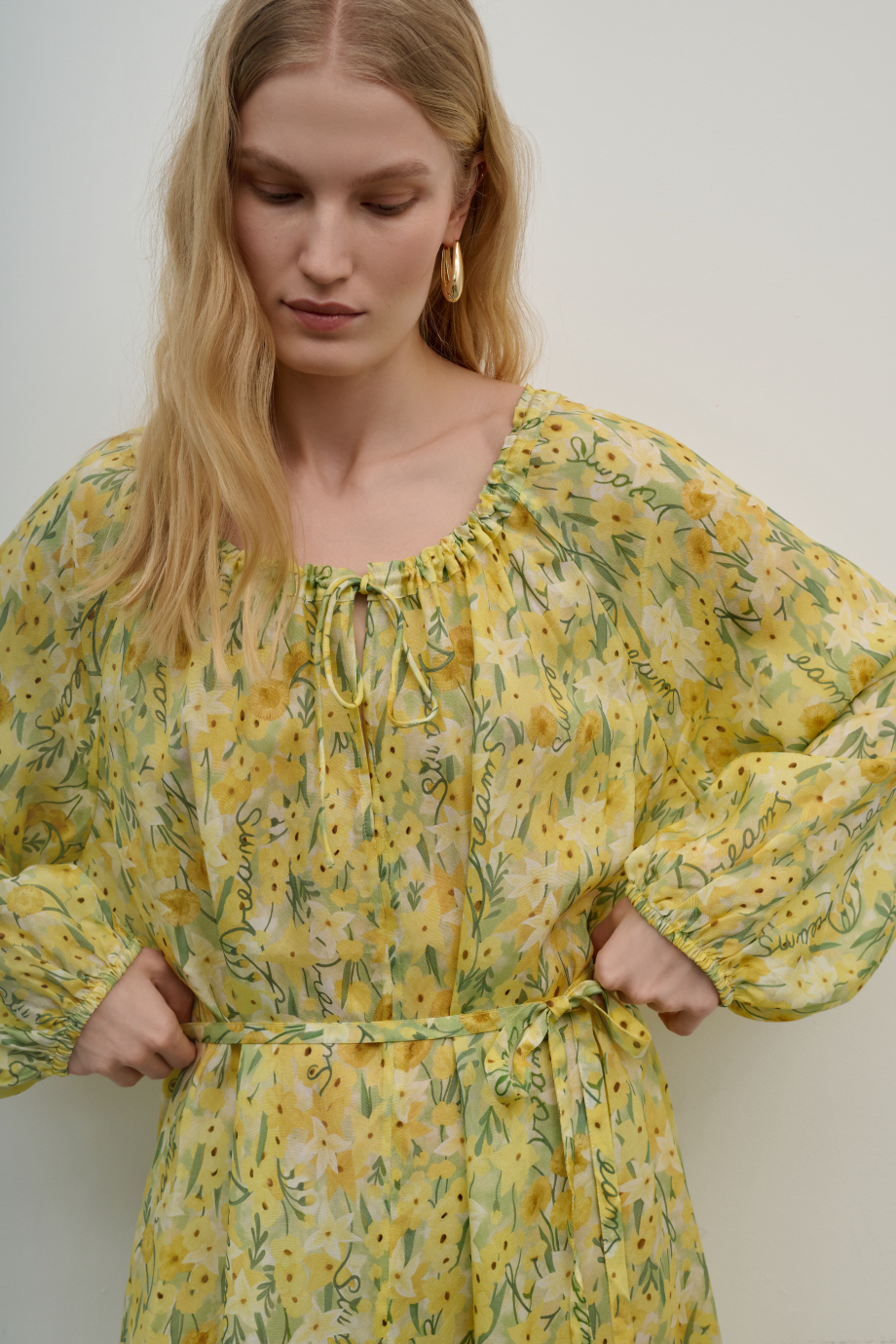 Платье свободное с принтом