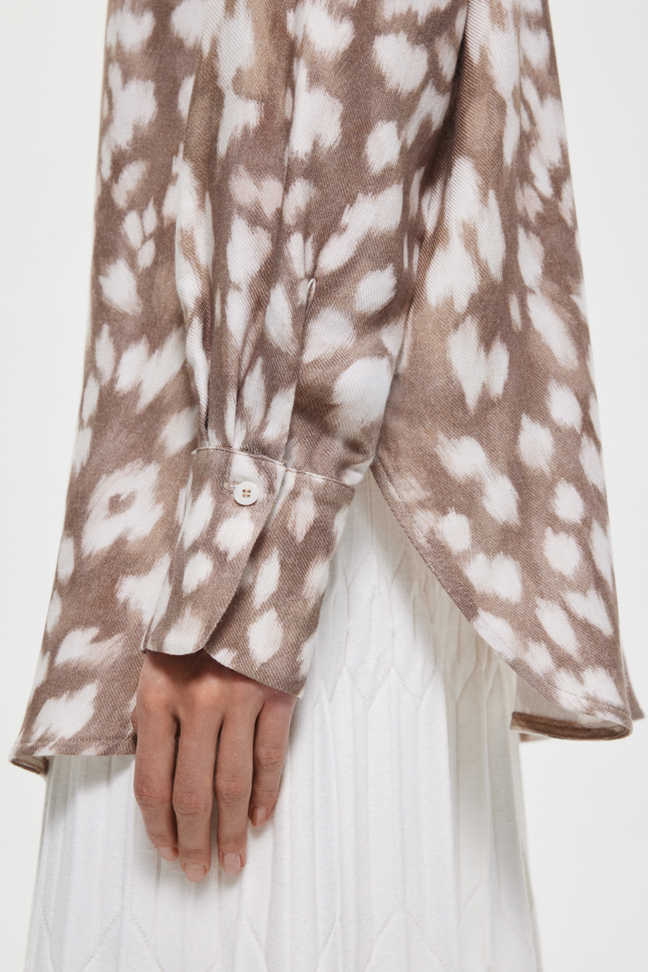 Блузка из тенселя и шерсти с принтом