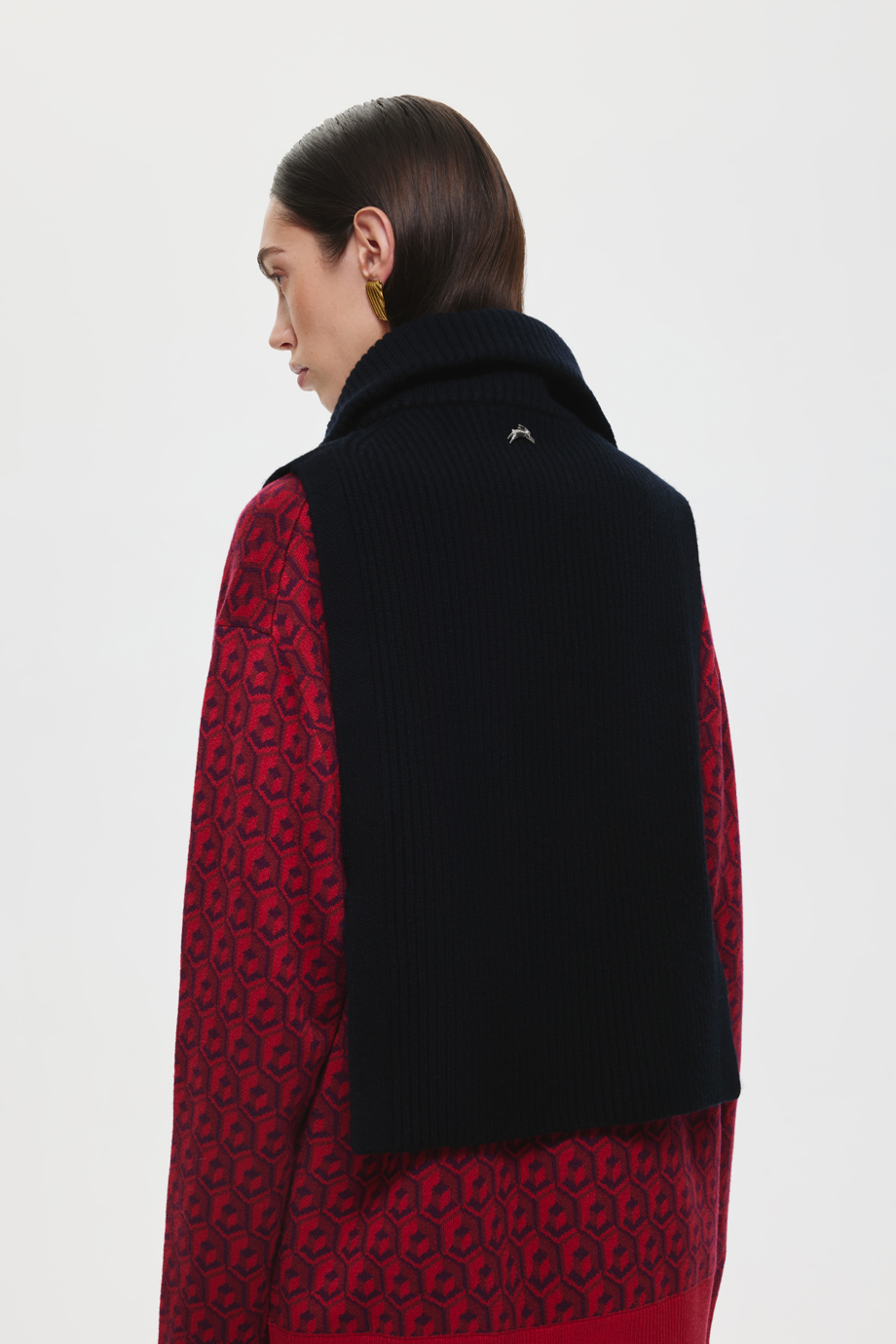 Шерстяная манишка