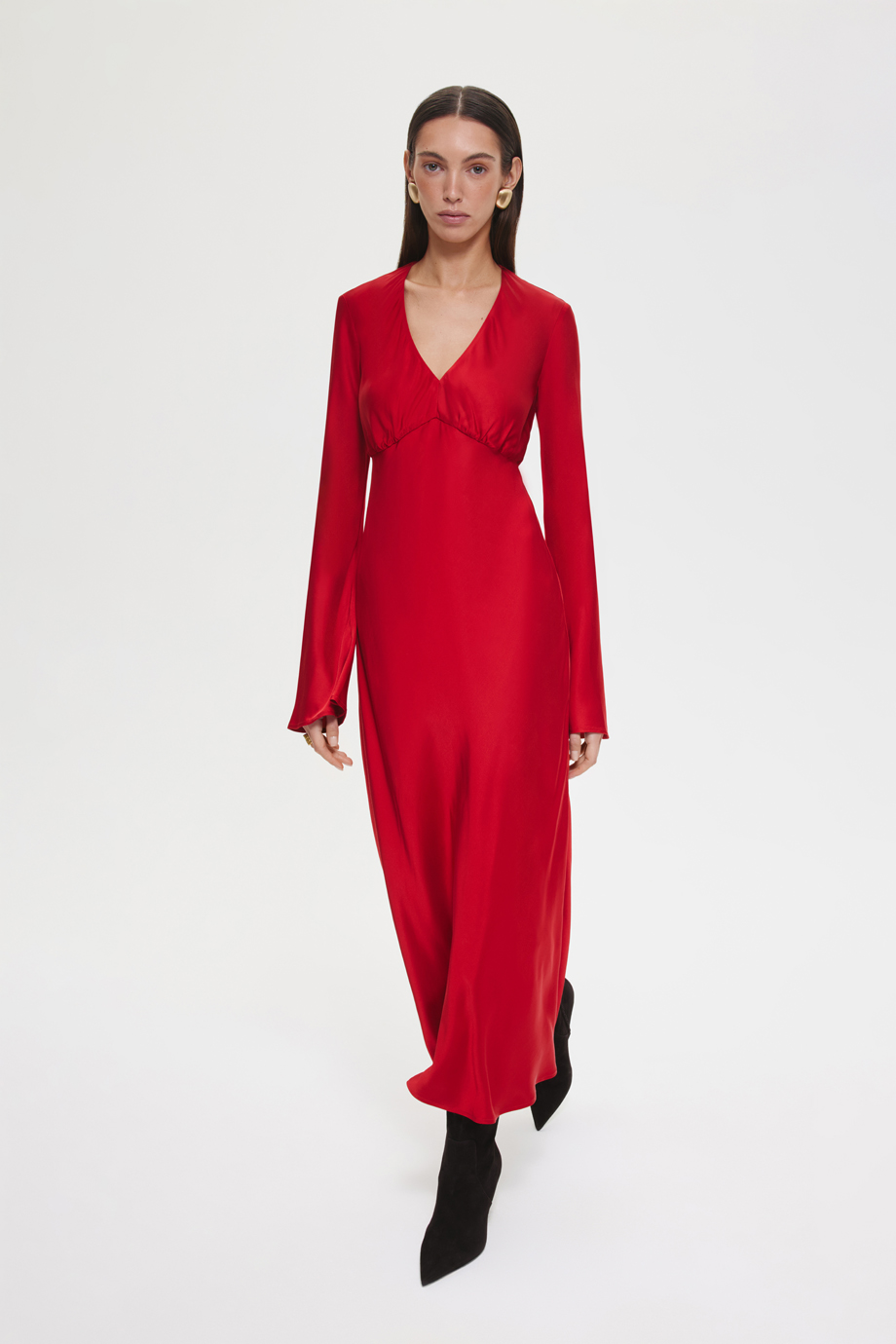 Платье полуприлегающее