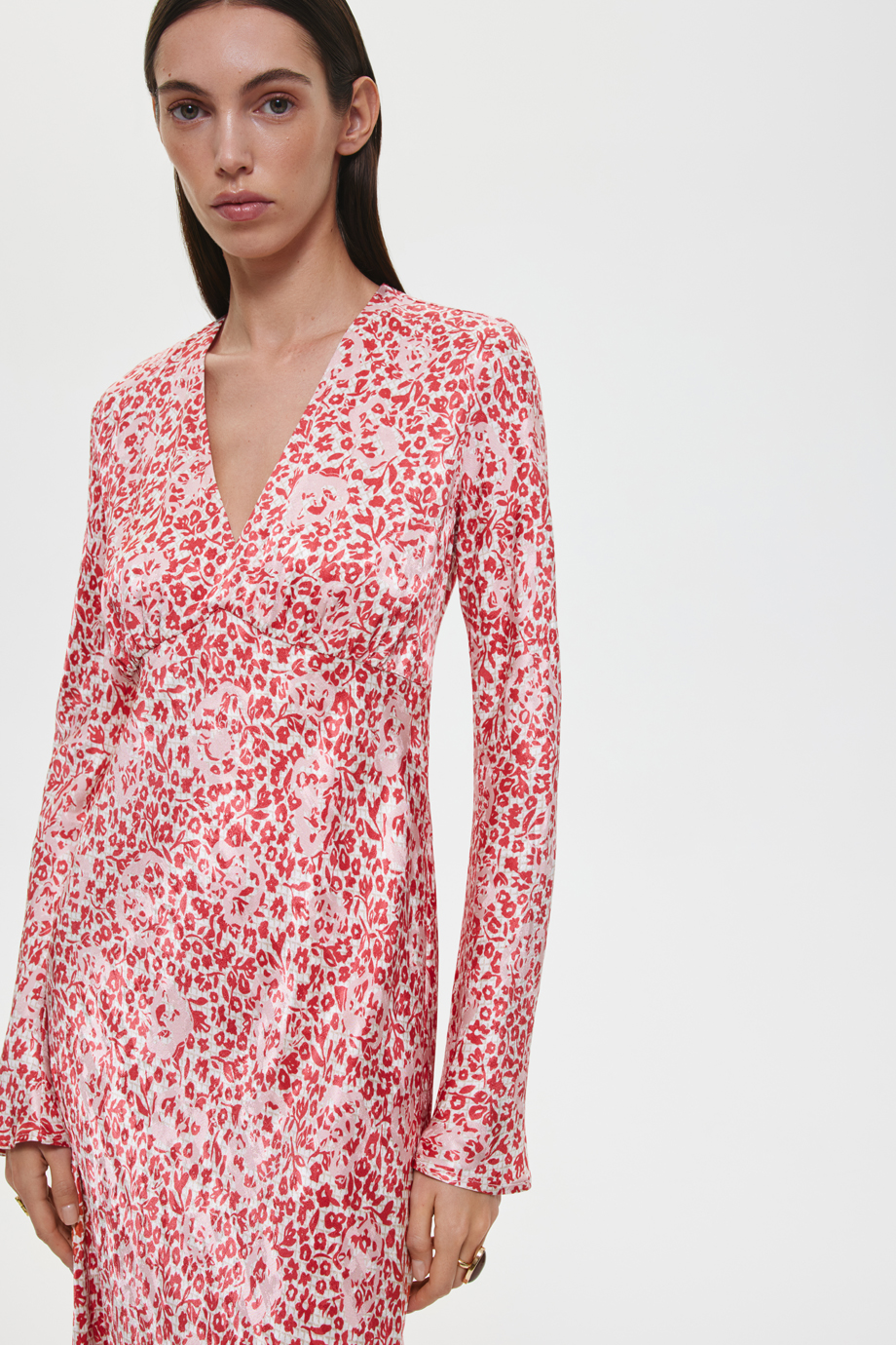 Платье полуприлегающее с принтом