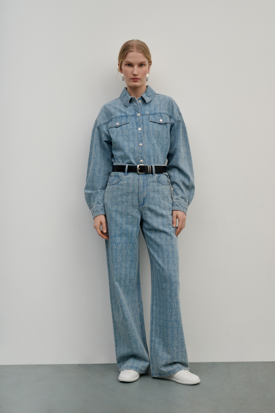 Рубашка джинсовая с лазерным принтом