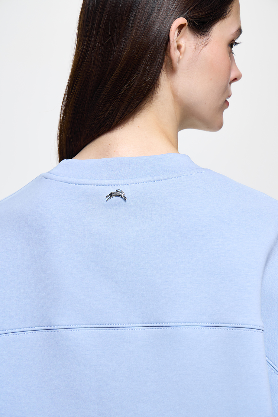 Толстовка с вышивкой