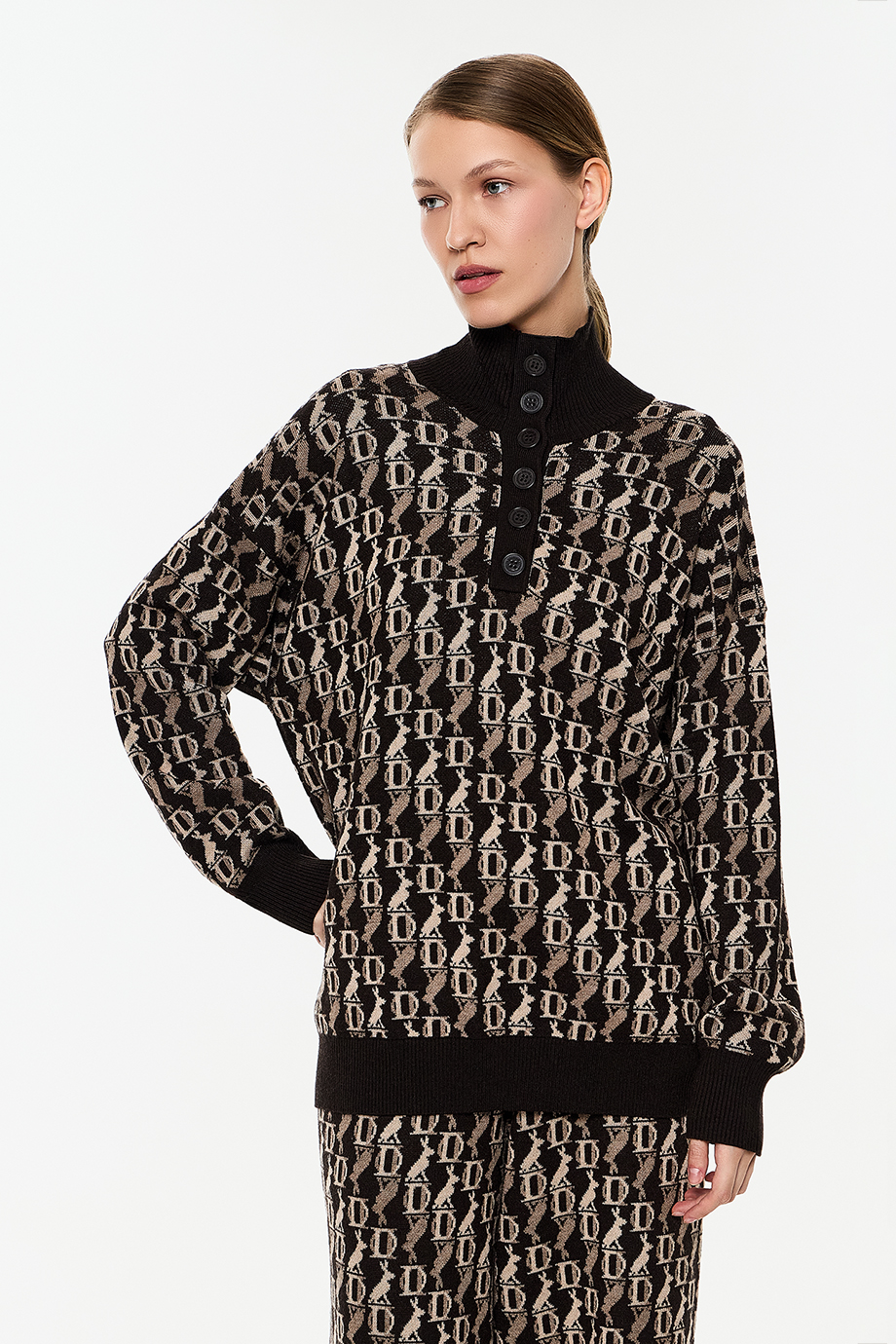 Брюки вязаные с лого-паттерном