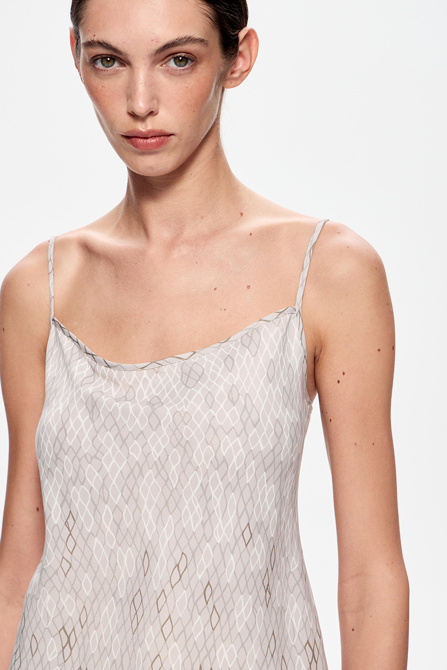 Топ с принтом