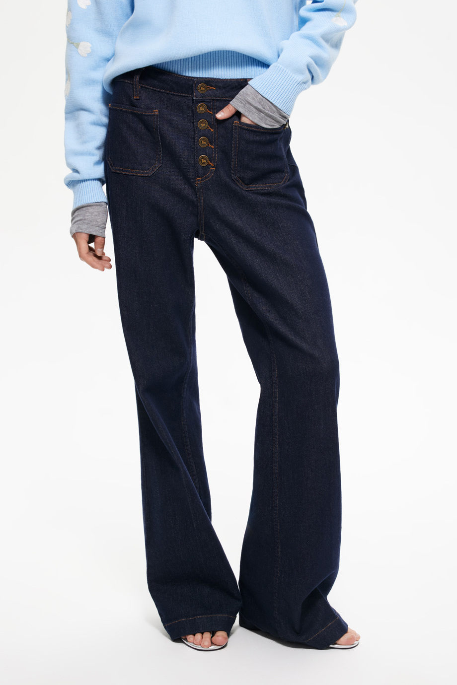 Джинсы Bootcut