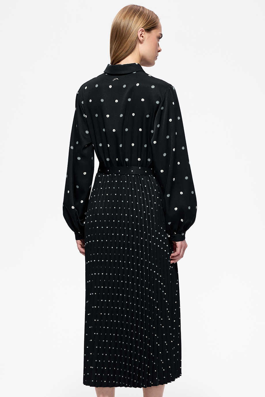 Платье с юбкой-плиссе