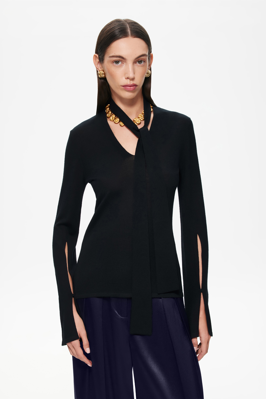 Джемпер из тонкой шерсти с бантом