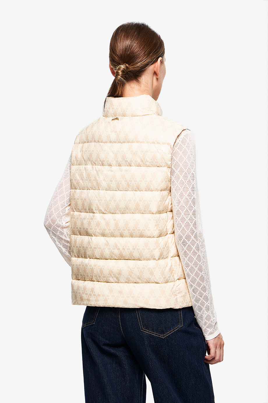 Пуховый жилет