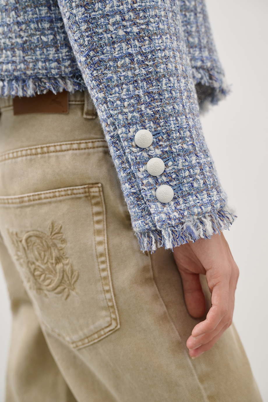 Жакет из твида