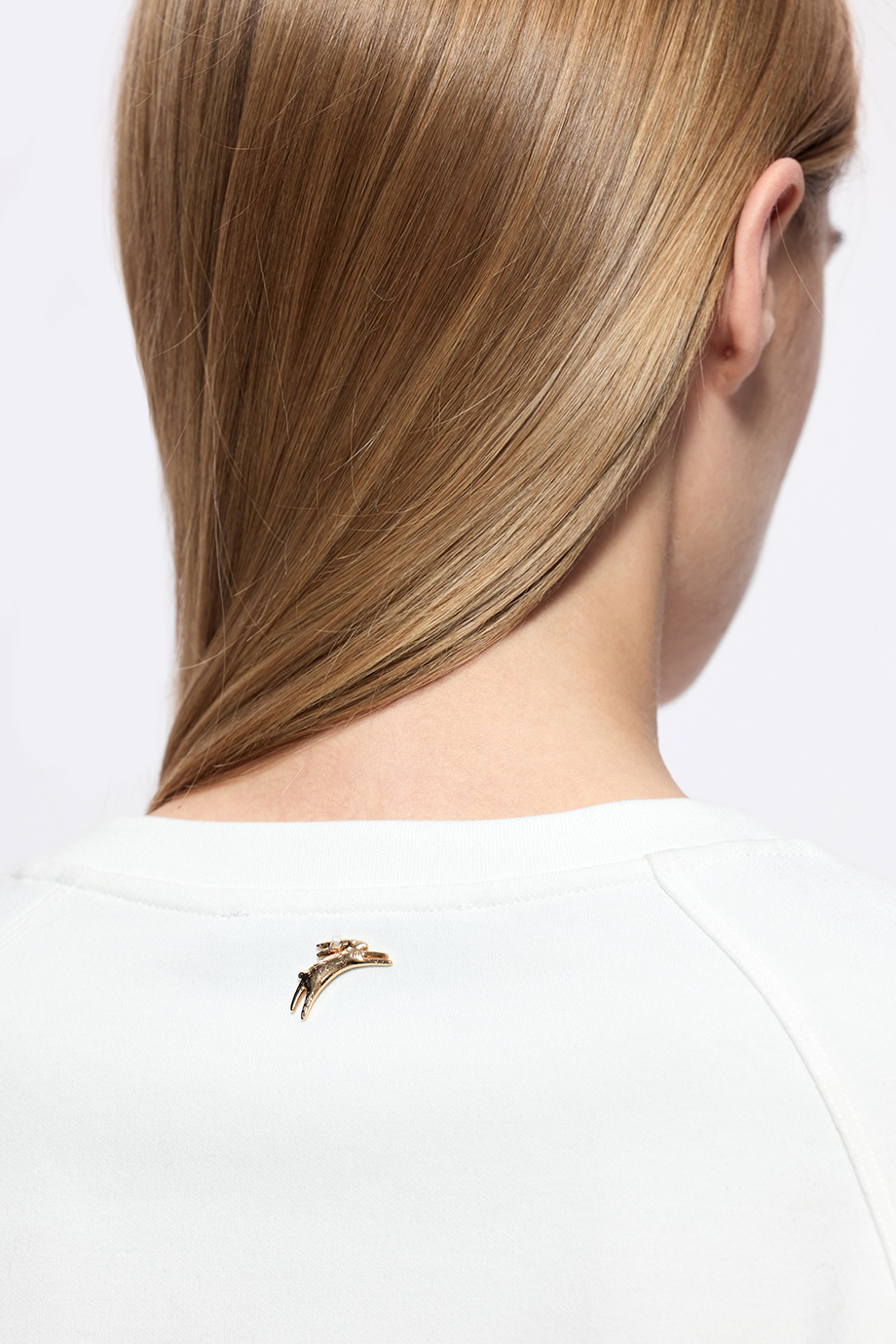 Лонгслив с вышивкой