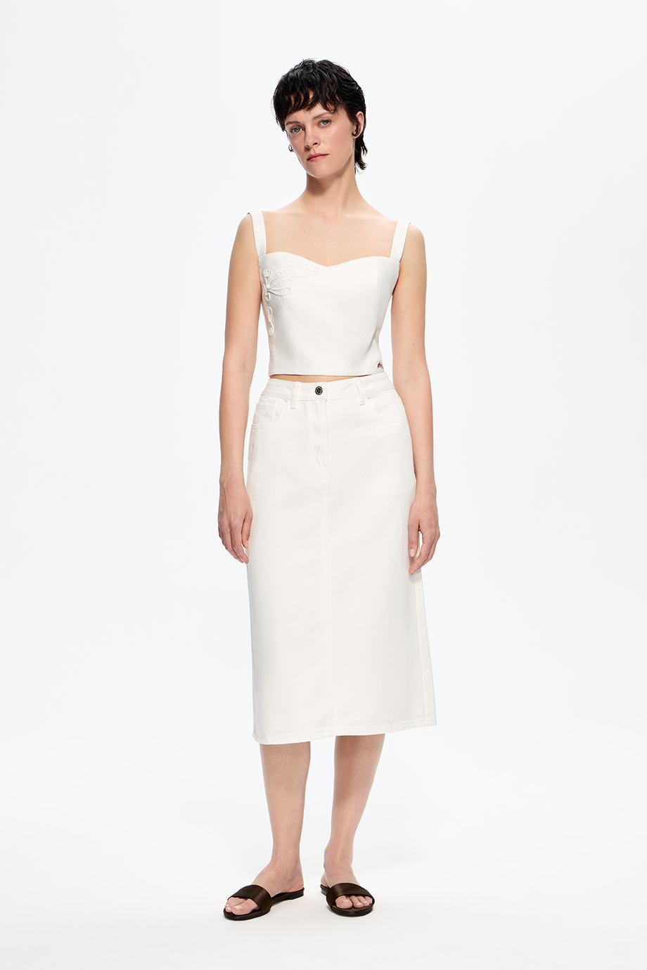 Юбка джинсовая с вышивкой