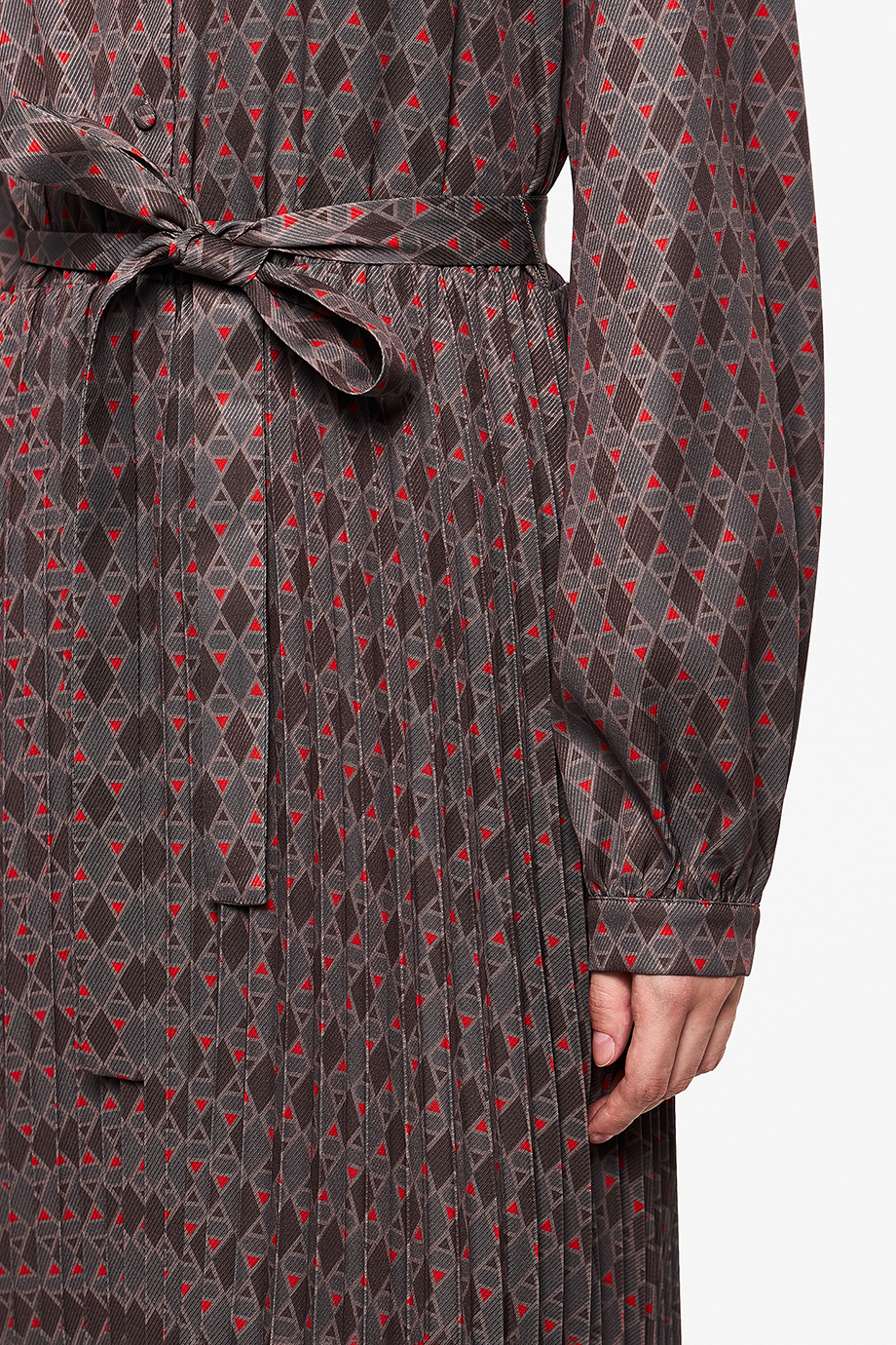 Платье с юбкой-плиссе