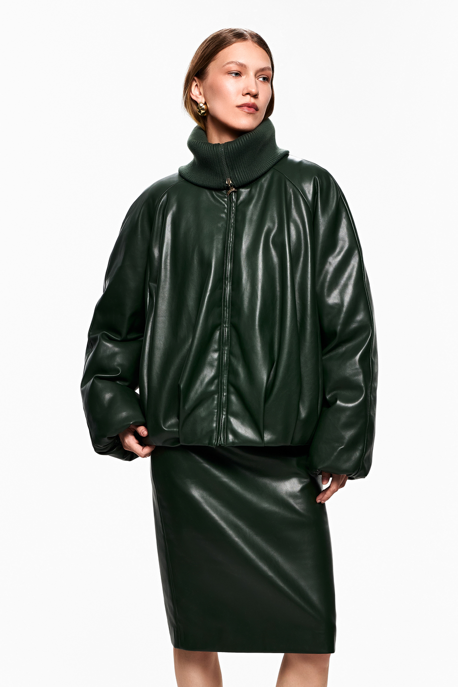 Куртка-баллон из экокожи