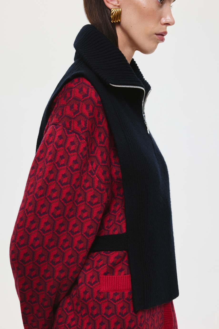 Шерстяная манишка