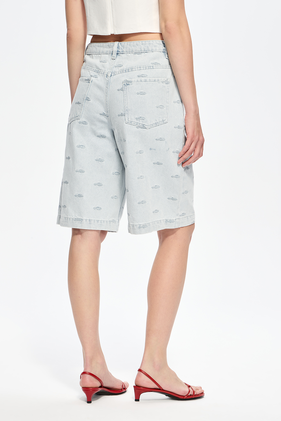 Шорты джинсовые с вышивкой