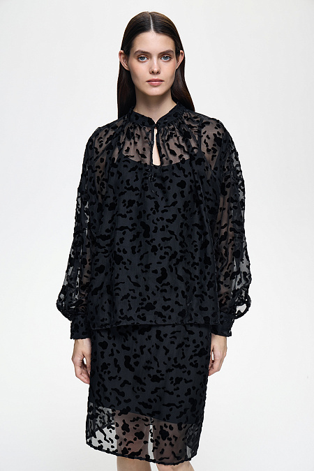 Рубашки и блузки